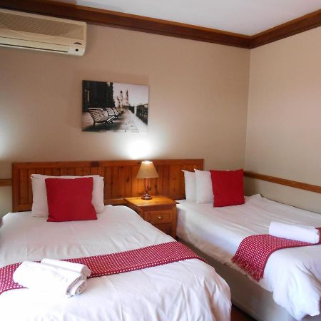 Oakwood Lodge Bloemfontein Zewnętrze zdjęcie